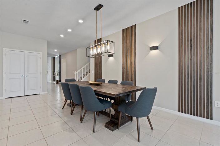 Image No.5-10 Bed Property for sale