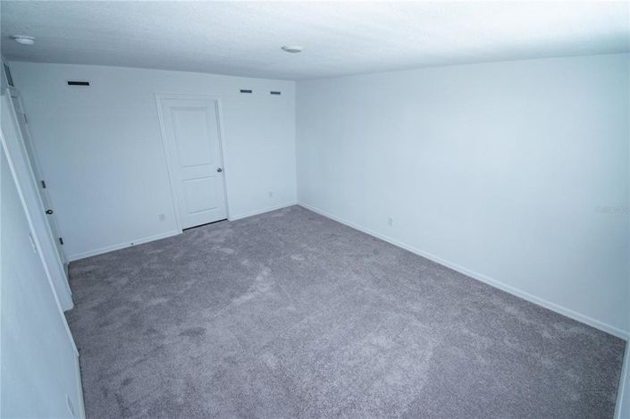 Image No.15-3 Bed Townhouse for sale