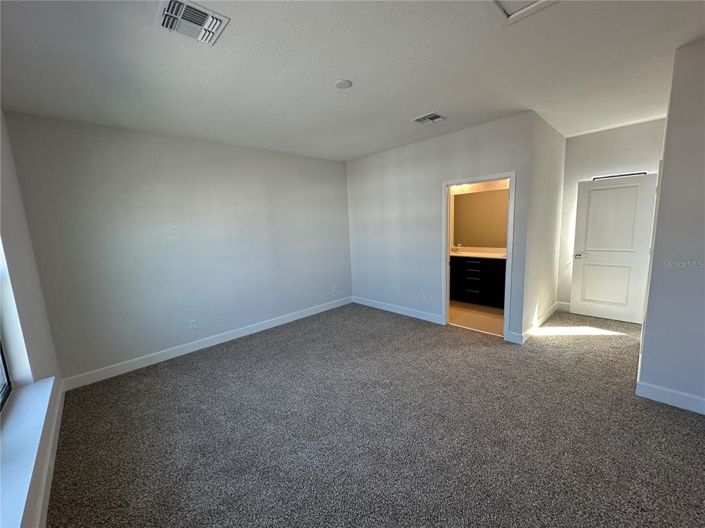 Image No.27-4 Bed Property for sale