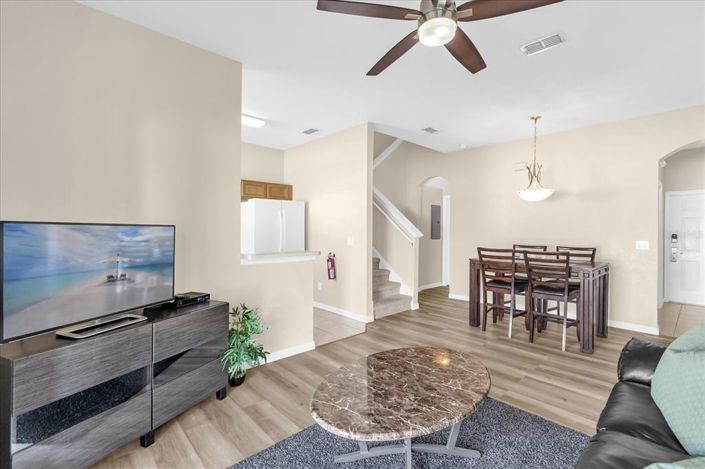 Image No.4-4 Bed Townhouse for sale