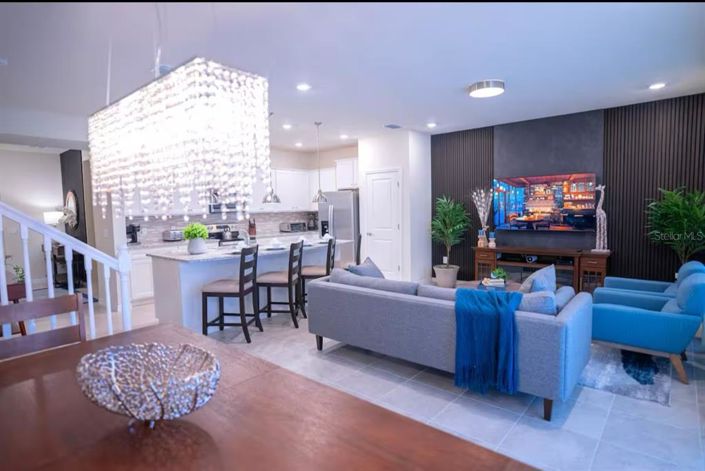 Image No.7-5 Bed Townhouse for sale