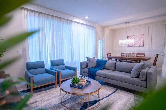 Image No.8-5 Bed Townhouse for sale