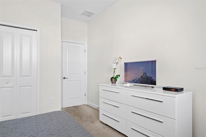 Image No.15-6 Bed House for sale