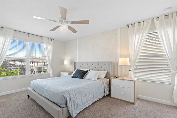 Image No.31-6 Bed House for sale