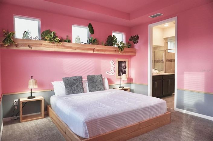 Image No.4-6 Bed Townhouse for sale