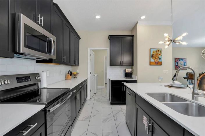 Image No.14-5 Bed House for sale