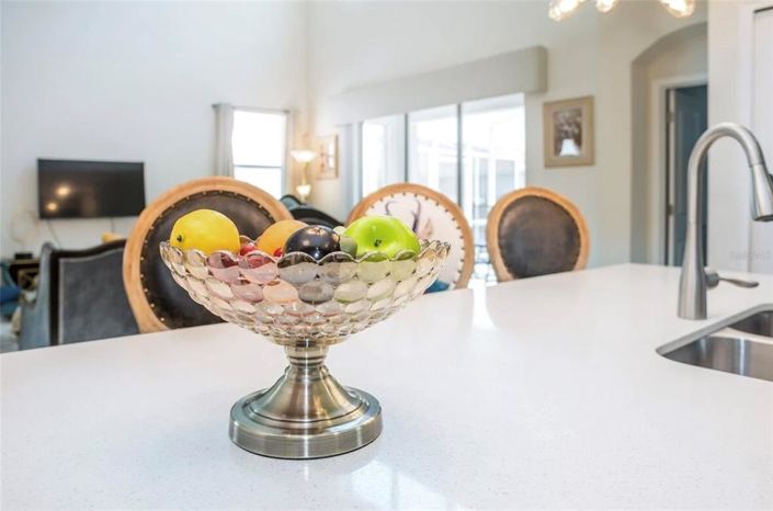 Image No.17-5 Bed Property for sale