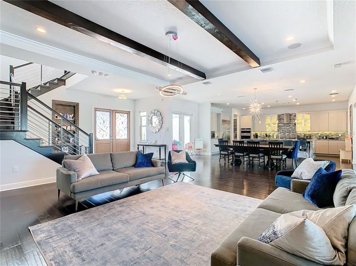 Image No.11-5 Bed House for sale