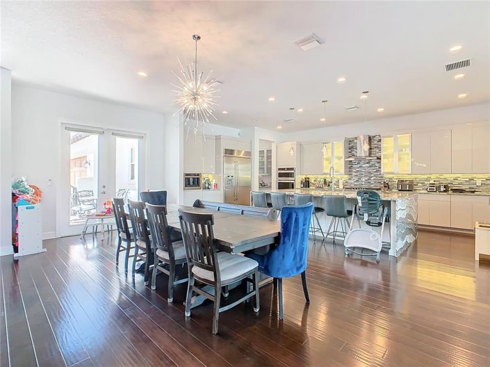 Image No.13-5 Bed House for sale