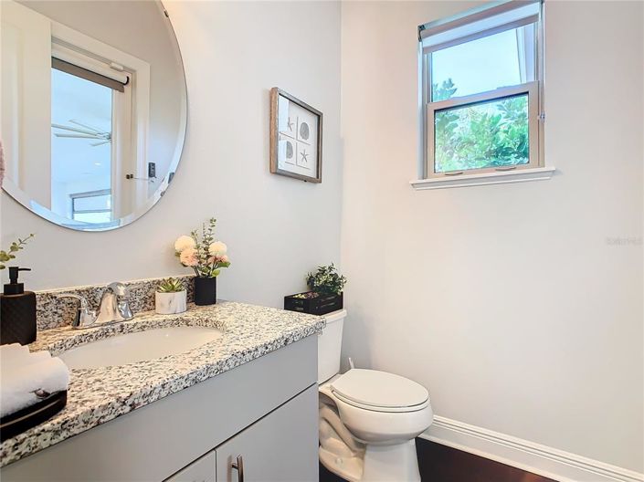 Image No.30-5 Bed House for sale