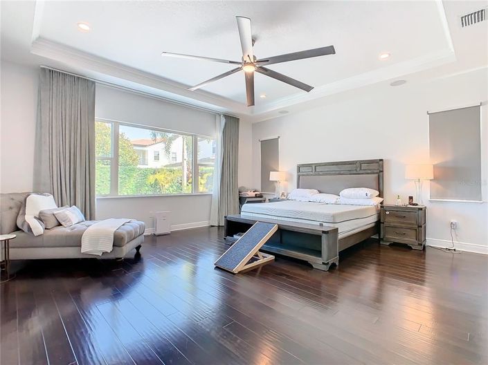 Image No.31-5 Bed House for sale