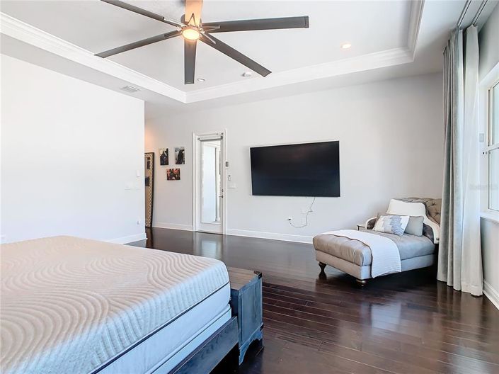 Image No.33-5 Bed House for sale