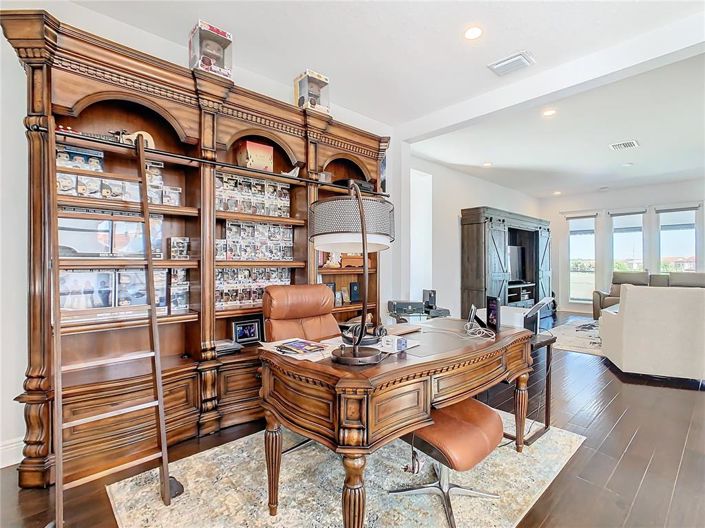 Image No.45-5 Bed House for sale