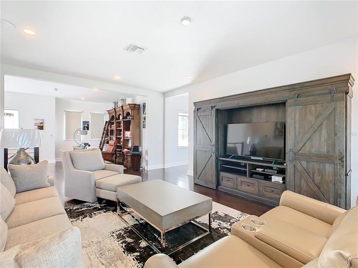 Image No.49-5 Bed House for sale