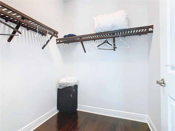 Image No.52-5 Bed House for sale