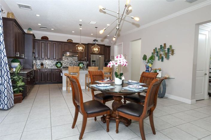 Image No.15-4 Bed House for sale