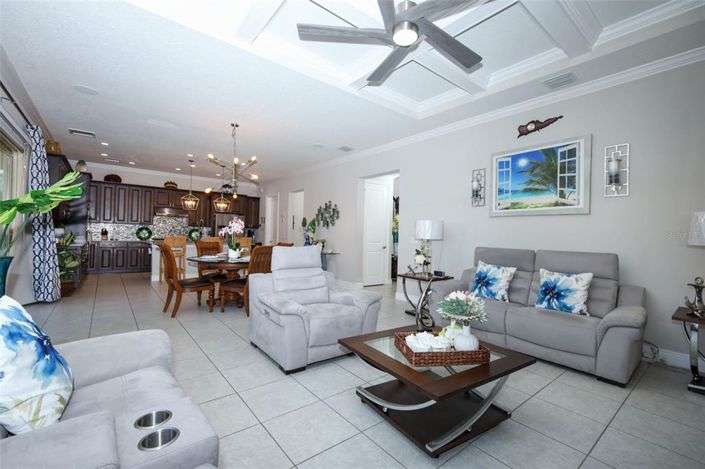 Image No.16-4 Bed House for sale