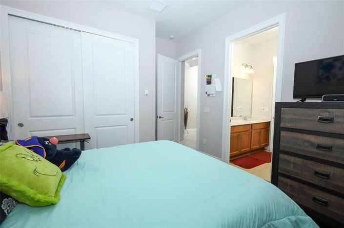 Image No.36-4 Bed House for sale