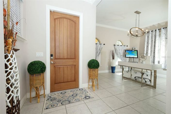 Image No.8-4 Bed House for sale