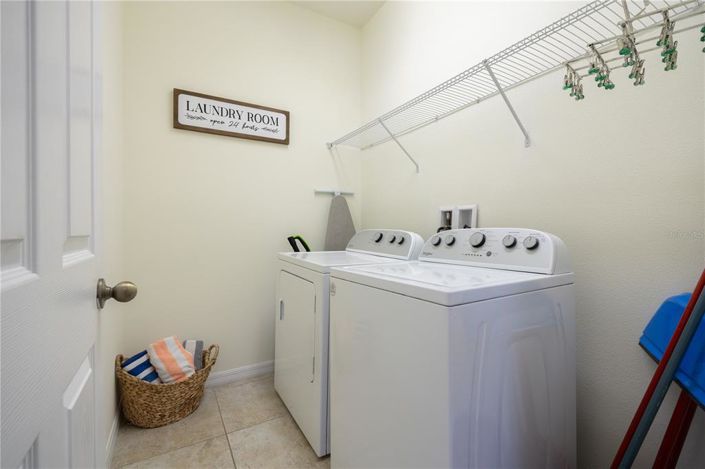 Image No.27-4 Bed Townhouse for sale