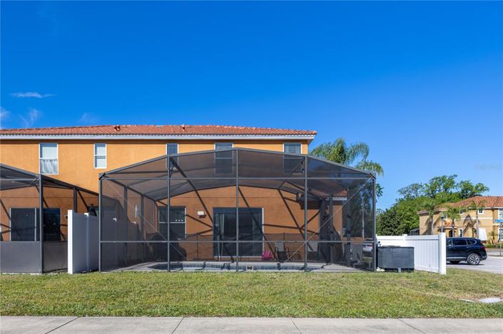 Image No.36-4 Bed Townhouse for sale