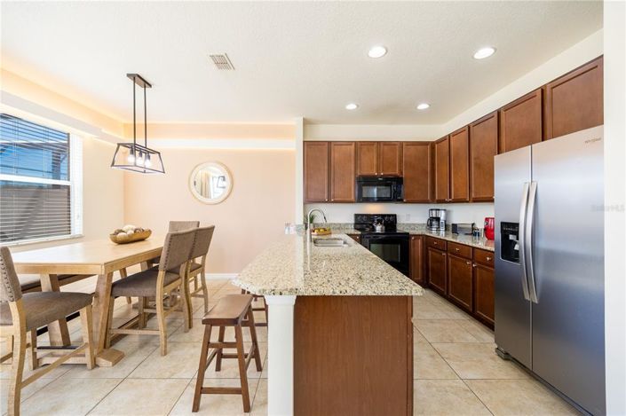 Image No.7-4 Bed Townhouse for sale