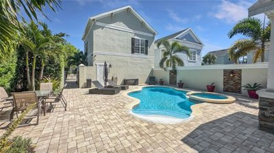 fs512328704