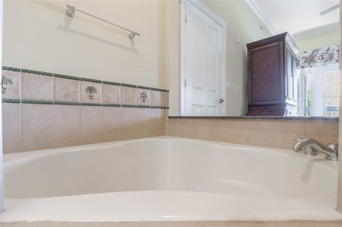 Image No.23-3 Bed Apartment for sale