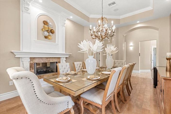 Image No.10-5 Bed House for sale