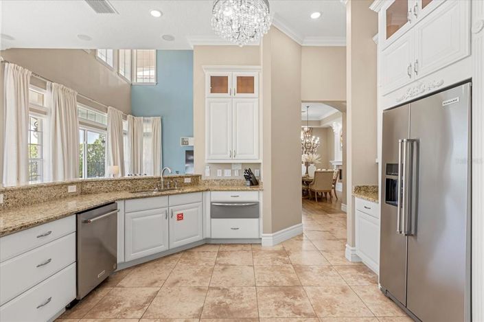 Image No.19-5 Bed House for sale