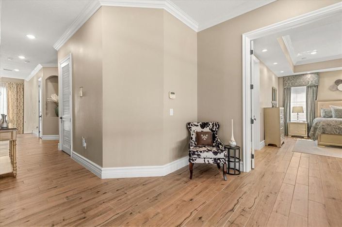 Image No.48-5 Bed House for sale