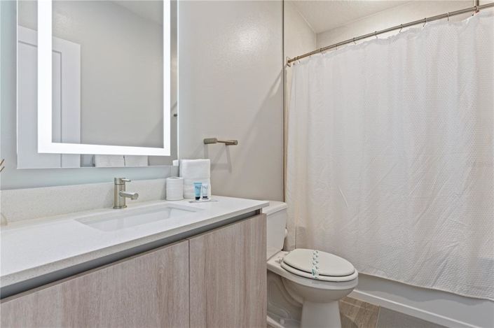 Image No.30-4 Bed Townhouse for sale