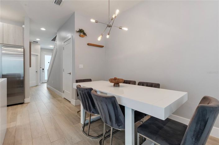 Image No.4-4 Bed Townhouse for sale