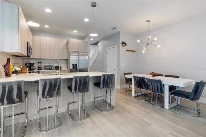 Image No.5-4 Bed Townhouse for sale