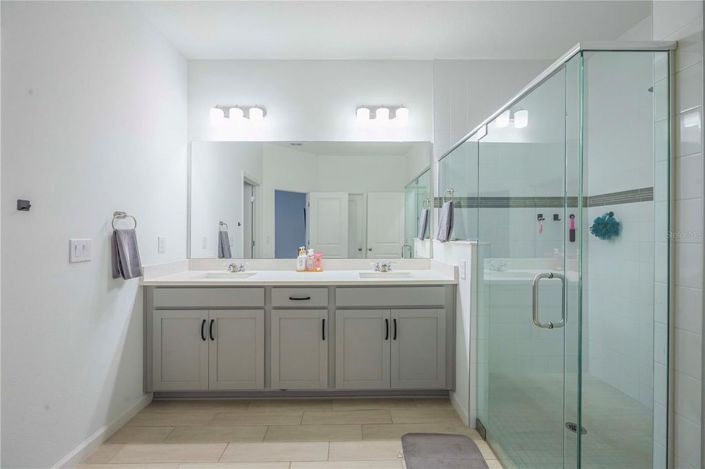 Image No.19-4 Bed House for sale