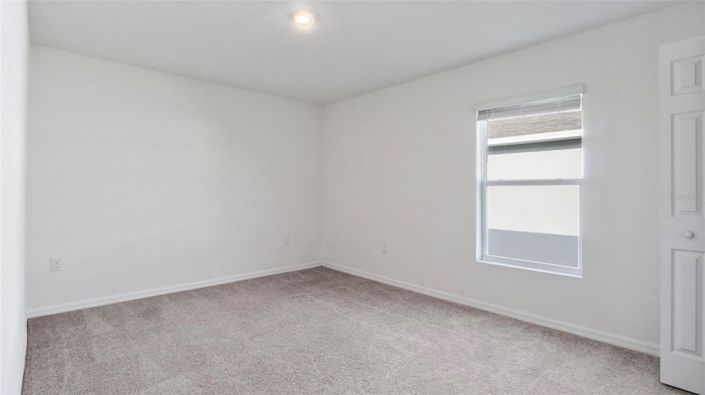 Image No.13-4 Bed House for sale