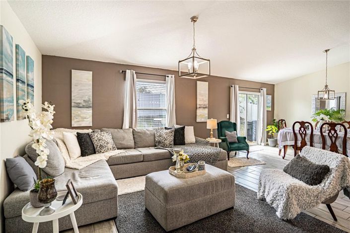 Image No.14-3 Bed House for sale