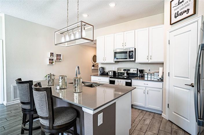 Image No.6-3 Bed House for sale