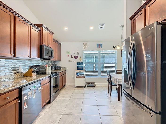 Image No.2-4 Bed House for sale