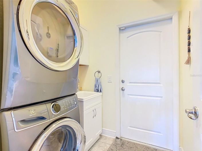 Image No.37-4 Bed House for sale