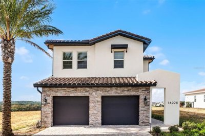 1 - Montverde, House