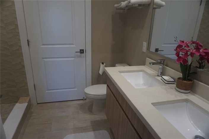 Image No.31-4 Bed Townhouse for sale