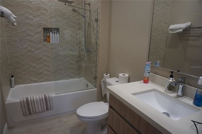 Image No.37-4 Bed Townhouse for sale