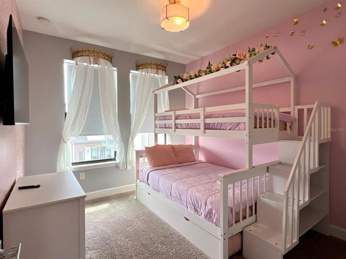 Image No.21-4 Bed House for sale