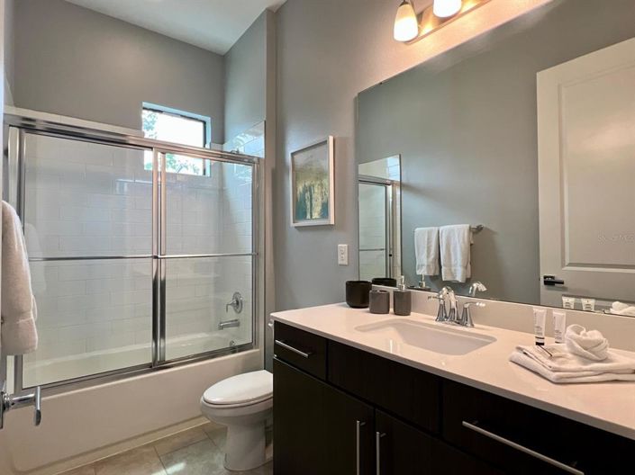 Image No.22-4 Bed House for sale