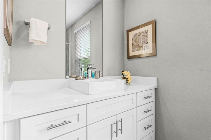 Image No.16-4 Bed Townhouse for sale