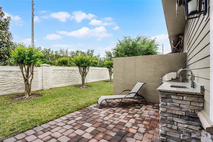 Image No.30-4 Bed Townhouse for sale