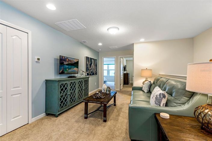 Image No.13-5 Bed Townhouse for sale