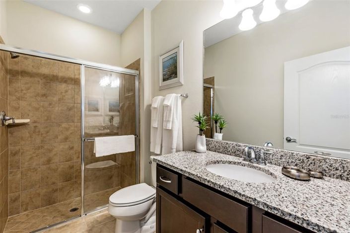 Image No.24-5 Bed Townhouse for sale