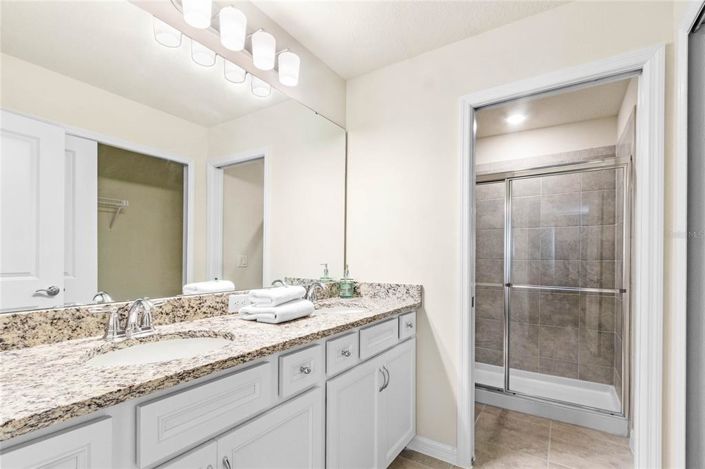 Image No.13-5 Bed Townhouse for sale